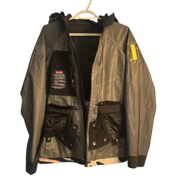 Sweaty Betty Pro Light Ski Jacket Waterproof Black Peaks Recco Tech Women's XS - Picture 8 of 16